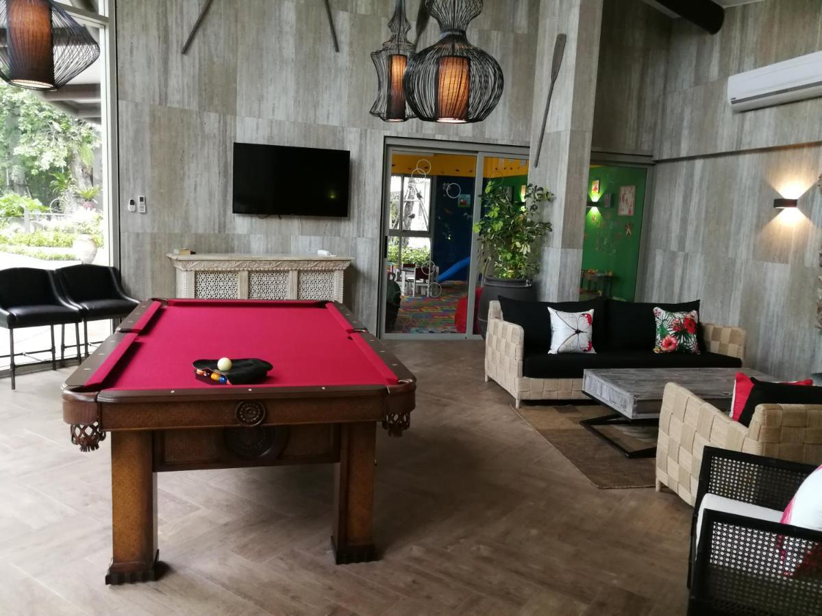 The Riviera Wongamat Hong Apartment Pattaya Dış mekan fotoğraf